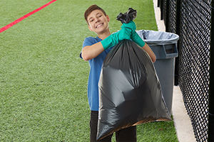 Tough garbage bags that make cleanup easy